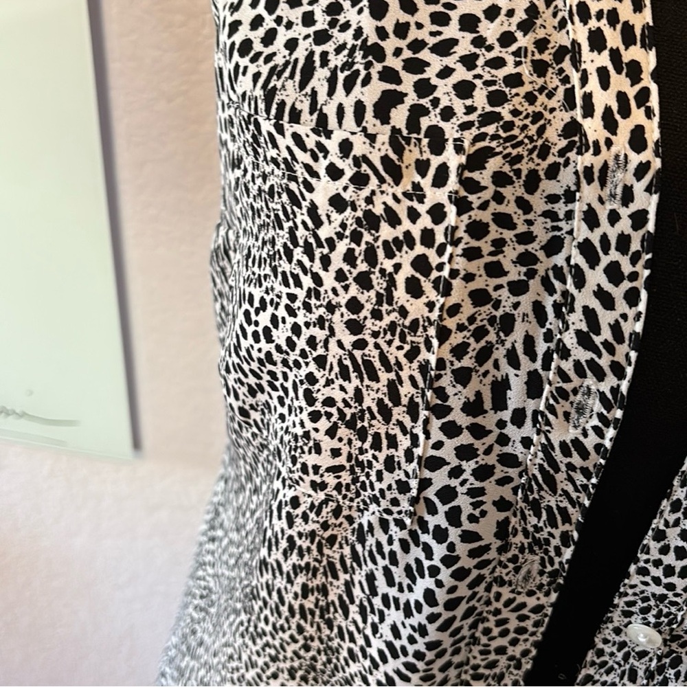 shirt size XS - Picture 2 of 7
